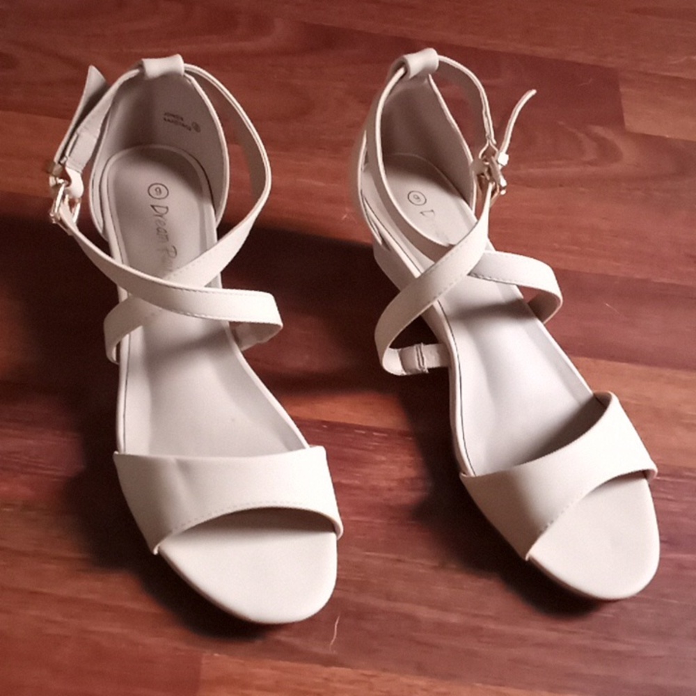 Dream Pairs shoes